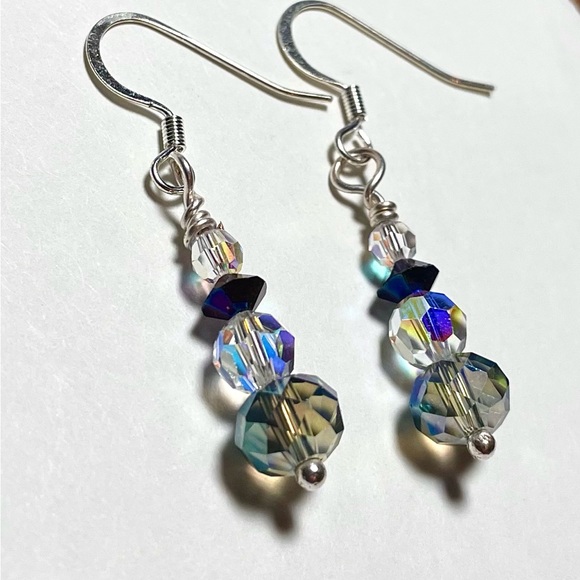Swarovski Crystal Aurora Borealis Earring Brilliant high quality. SS - Picture 2 of 5